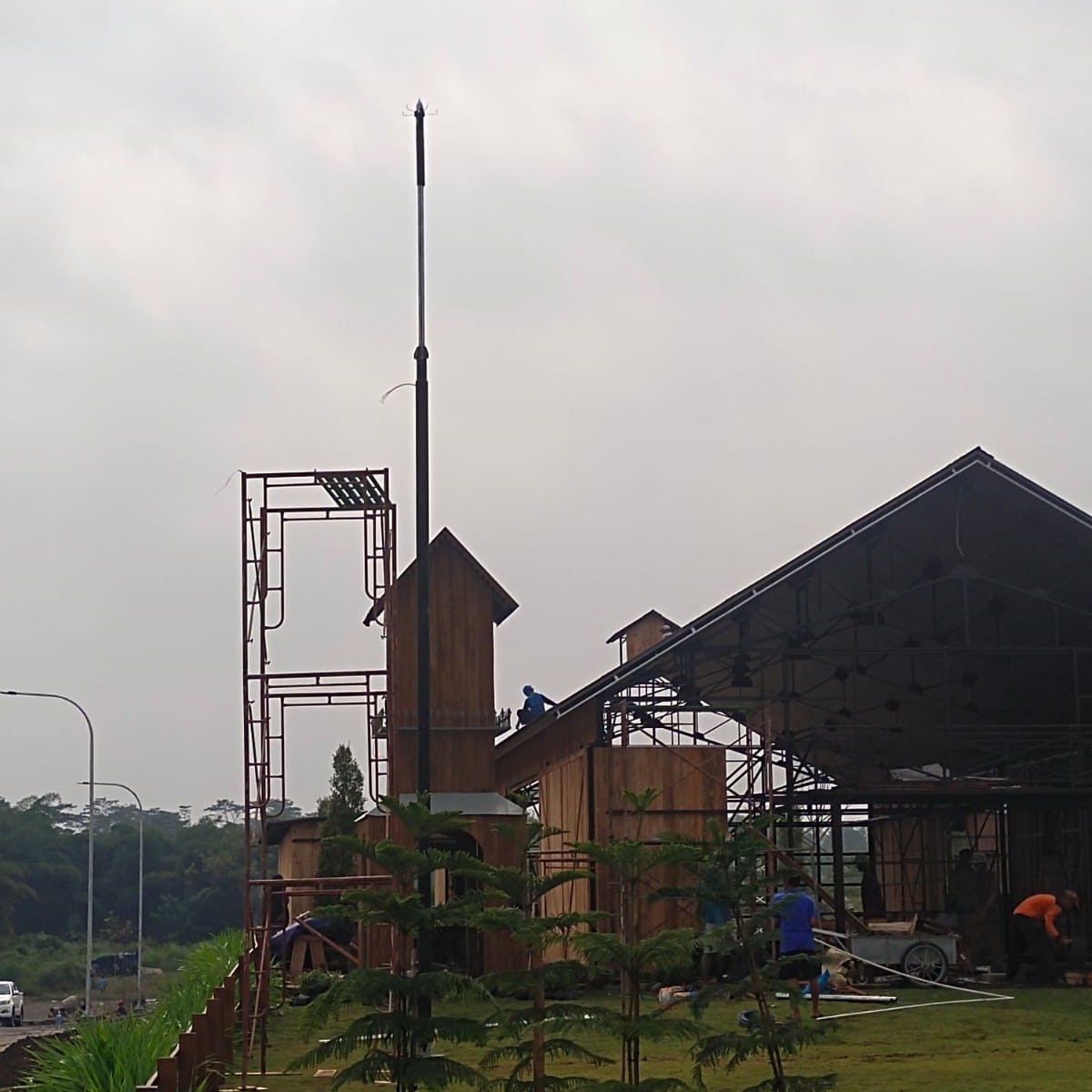Dokumentasi pemasangan penangkal petir