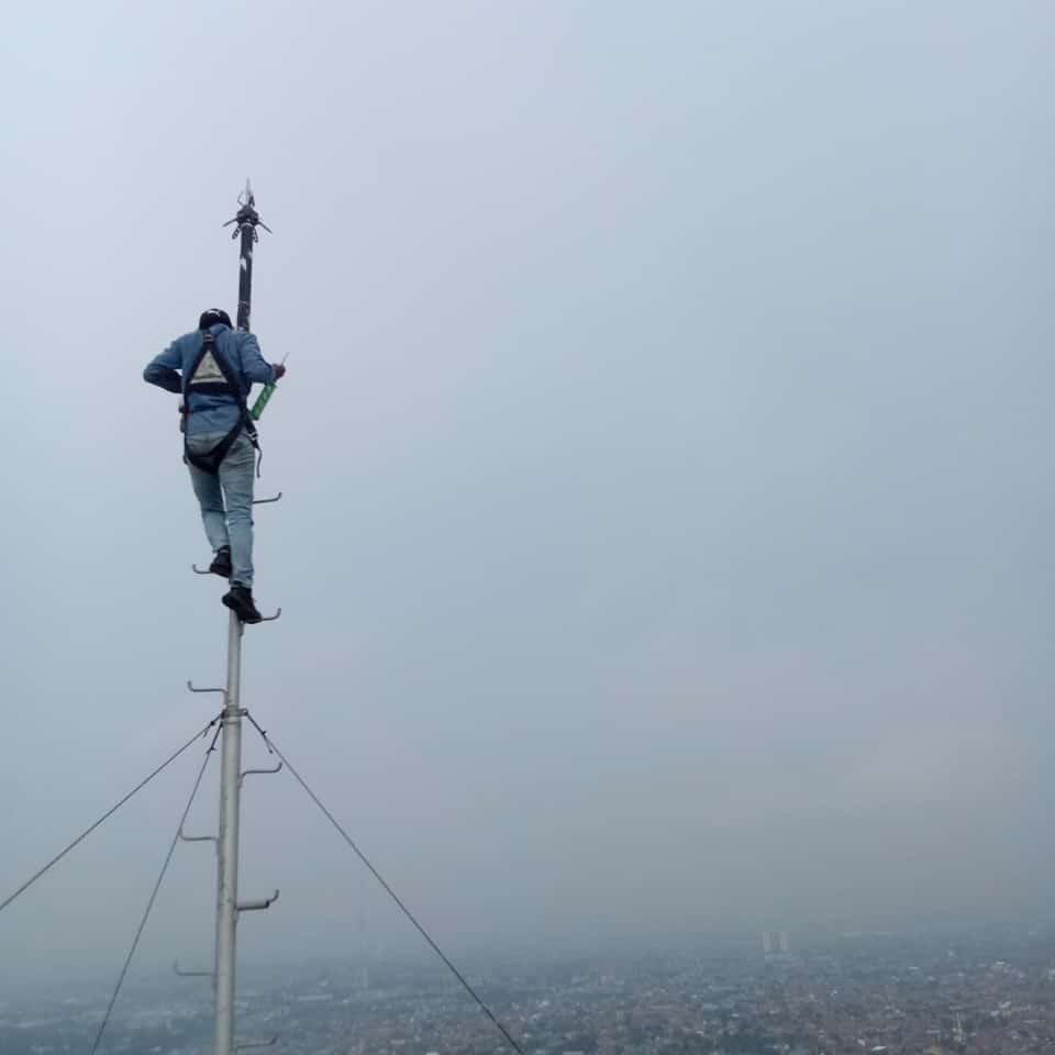 Dokumentasi pemasangan penangkal petir